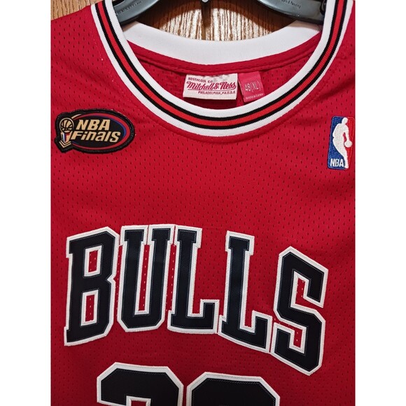 Michael Jordan (Mitchell/Ness)-(Bulls)-(Red)-(Jersey)-(New Condition)-(XL)-$100 - Picture 9 of 11